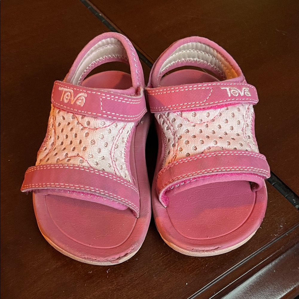 Teva girls sandals